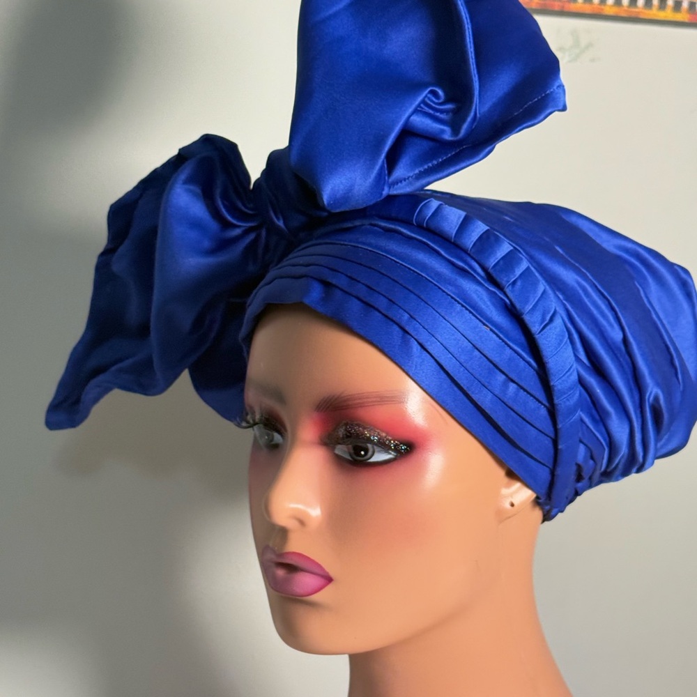 Elegant 2 in 1 Blue Turban with flexible Bow Fascinator